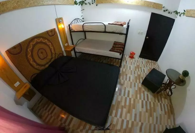 ペンション Akainoie