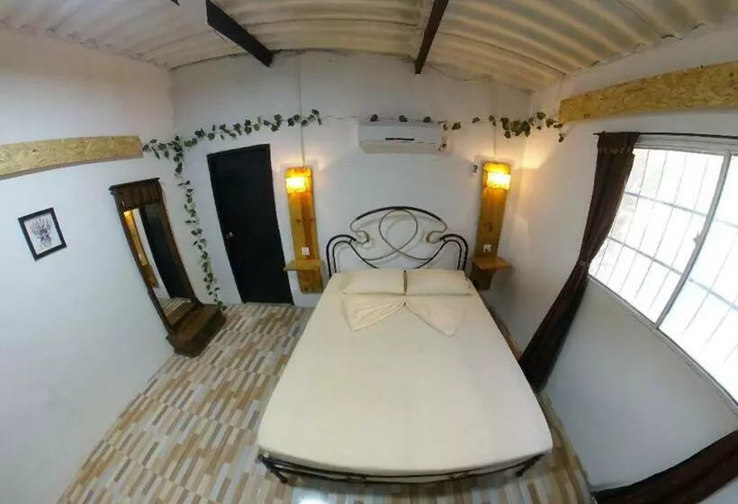 ペンション Akainoie