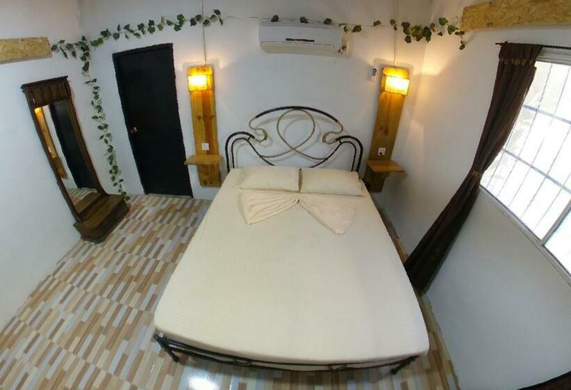 پانسیون Akainoie