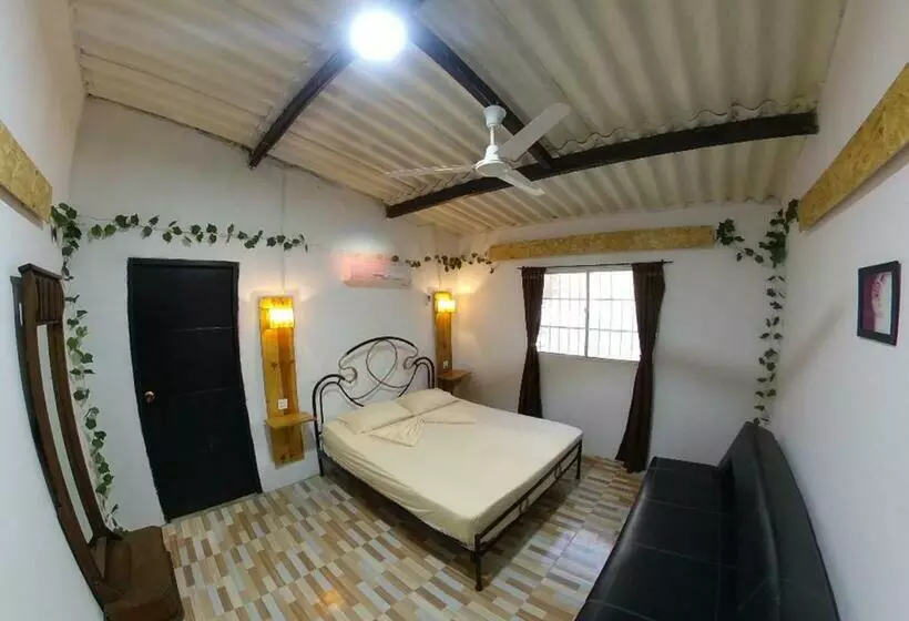 ペンション Akainoie