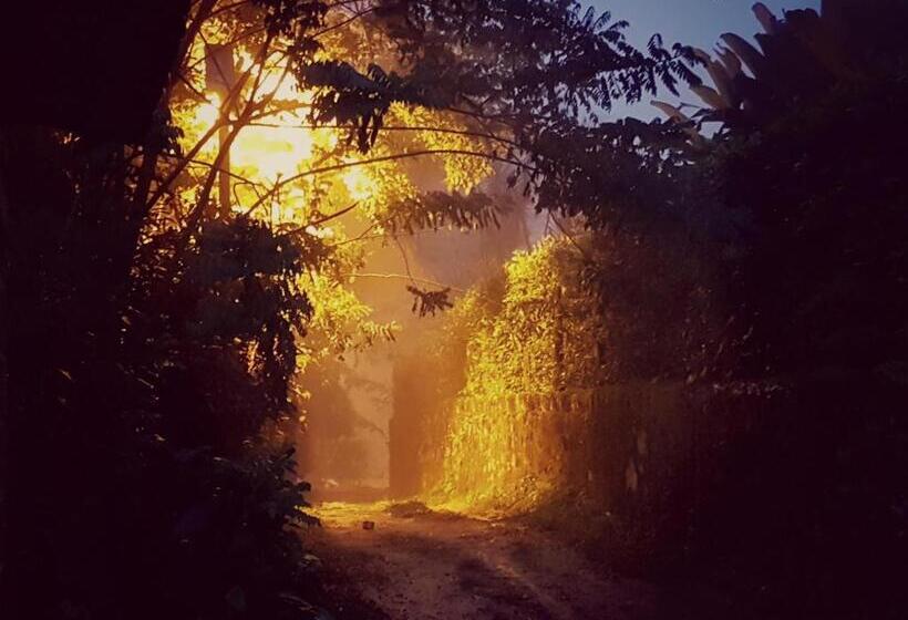 پانسیون Akainoie