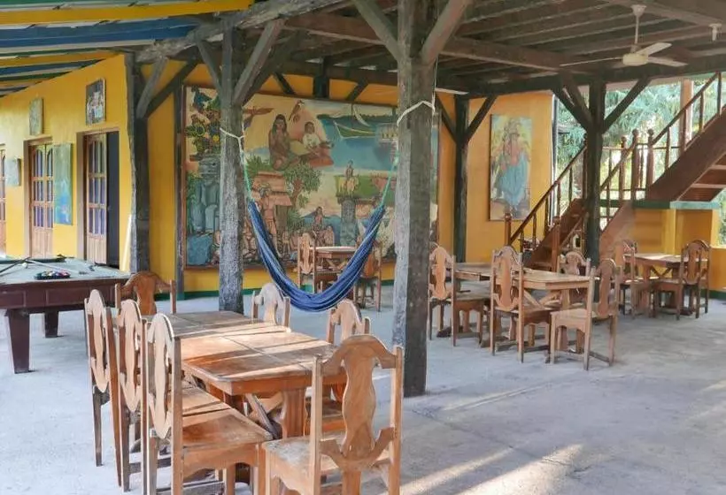 Majatalo El Peregrino