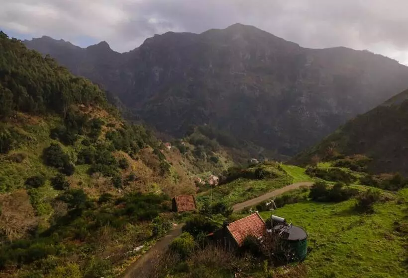 Majatalo Guesthouse Theview