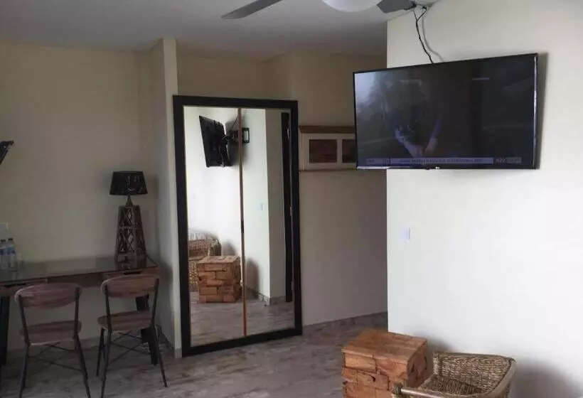 Majatalo Guesthouse Theview