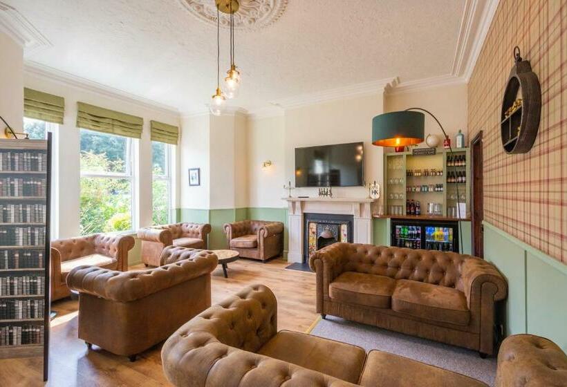 Hotell Hk Rooms Self Catering Serviced Rooms