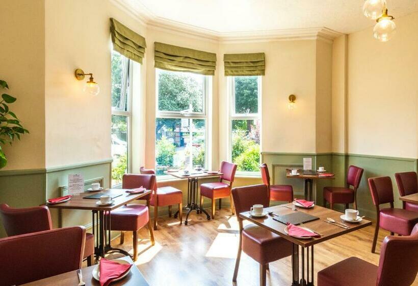 Hotell Hk Rooms Self Catering Serviced Rooms