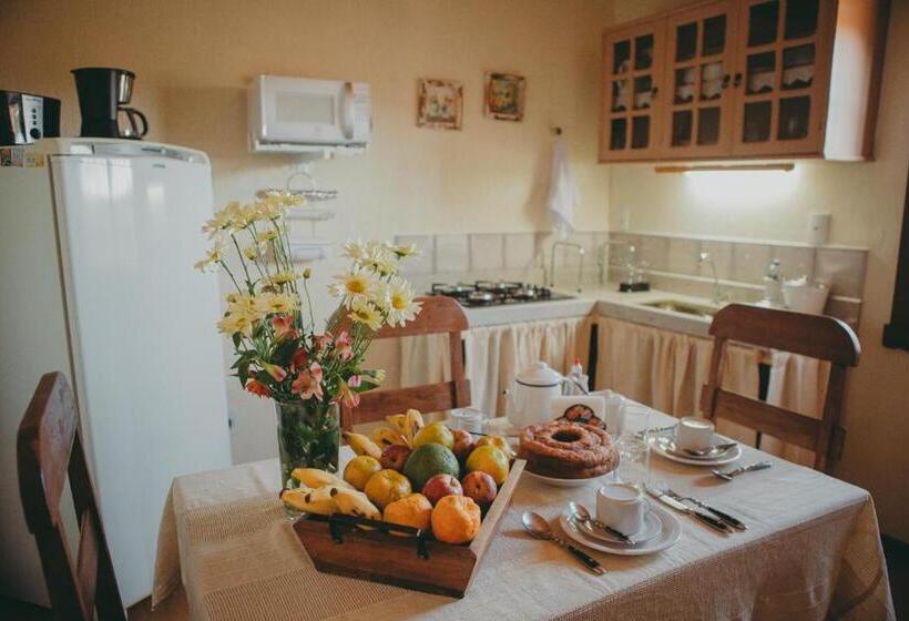 Pension Hospedaria De Alice