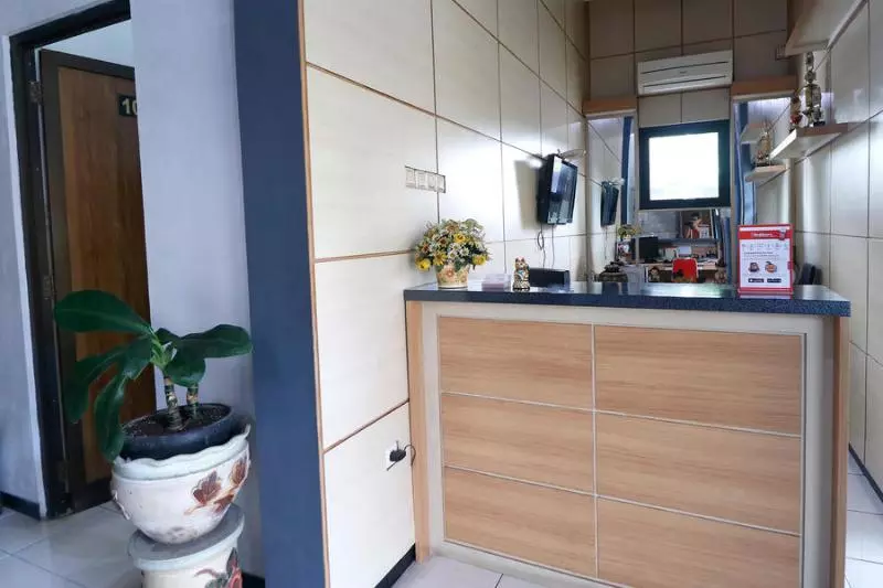 Majatalo Reddoorz Plus Near Undip Tembalang