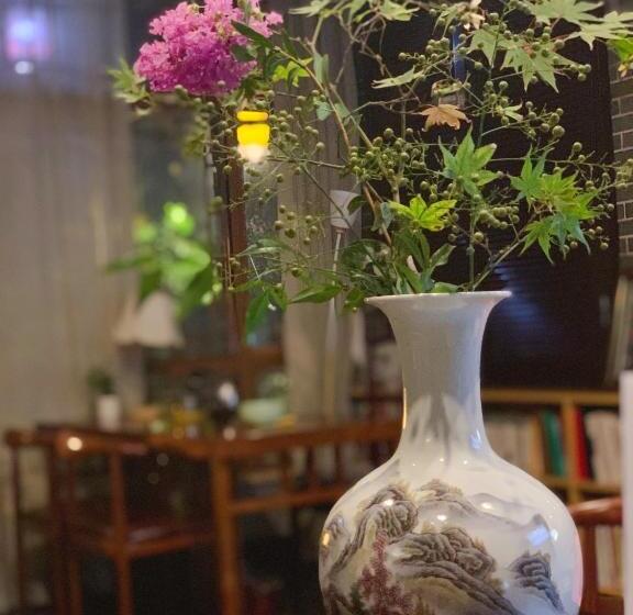 Пансион Suzhou Jade Snow Lodge