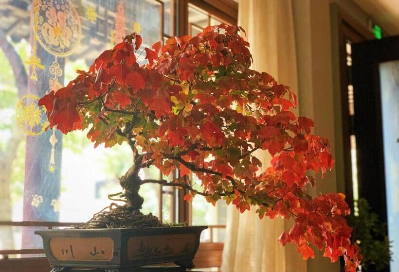 Пансион Suzhou Jade Snow Lodge