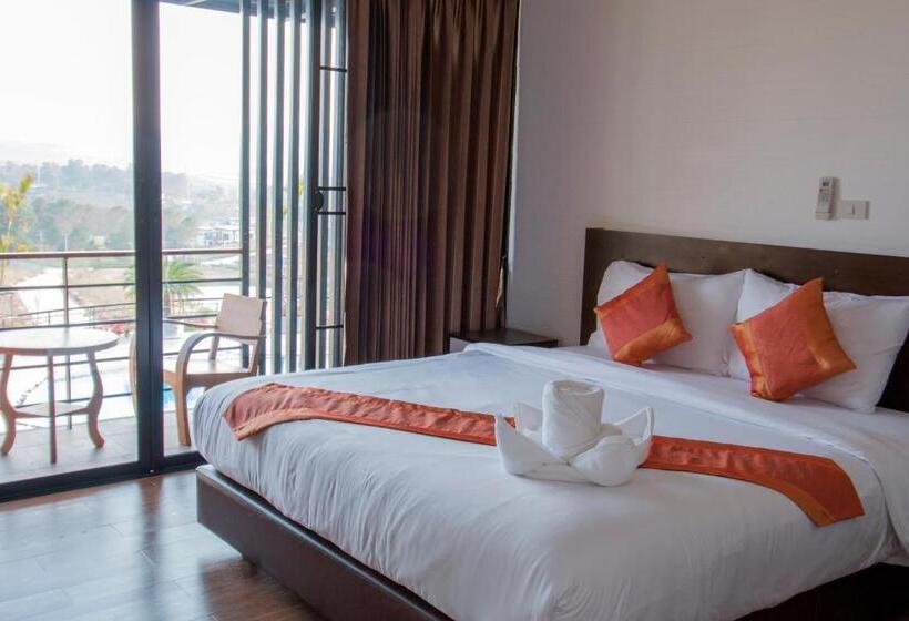 בית מלון כפרי Phumork Village Khao Kho