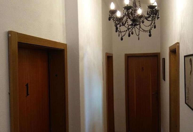 Pensjonat Guest House Villa Castio