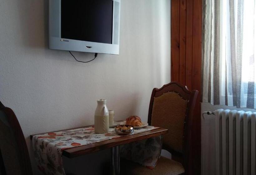 Pensjonat Guest House Villa Castio