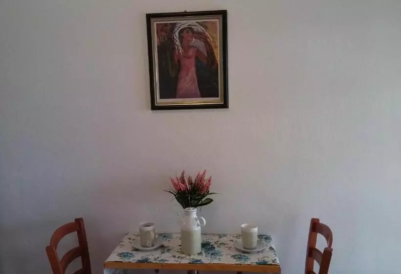 پانسیون Guest House Villa Castio