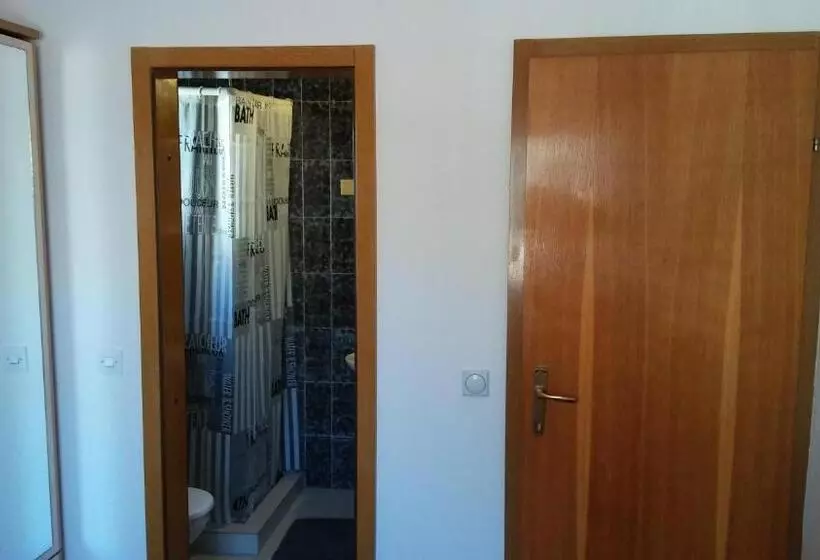 پانسیون Guest House Villa Castio