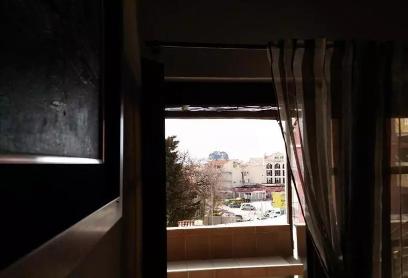 پانسیون Guest House Villa Castio