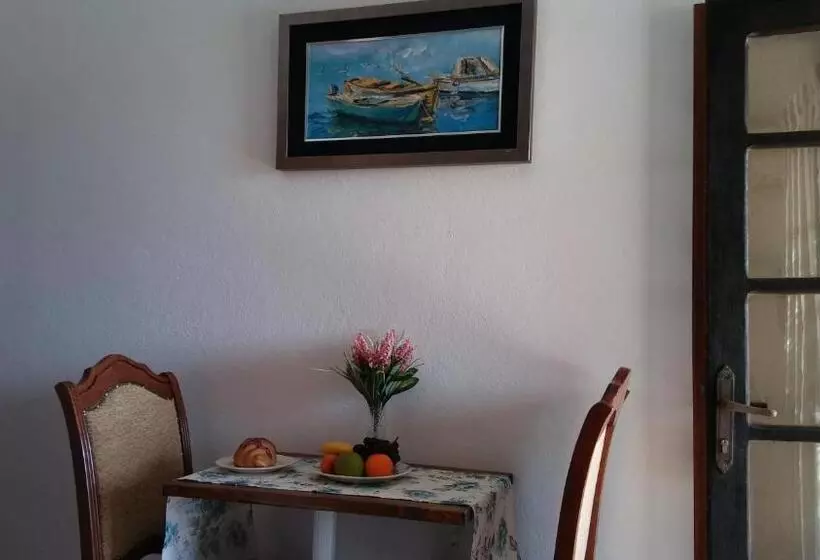 پانسیون Guest House Villa Castio