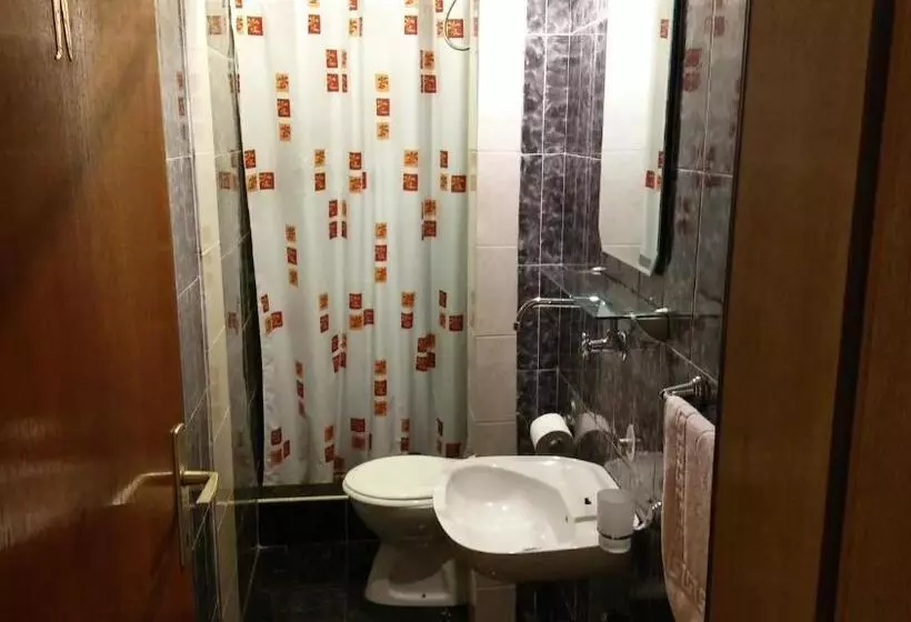 پانسیون Guest House Villa Castio