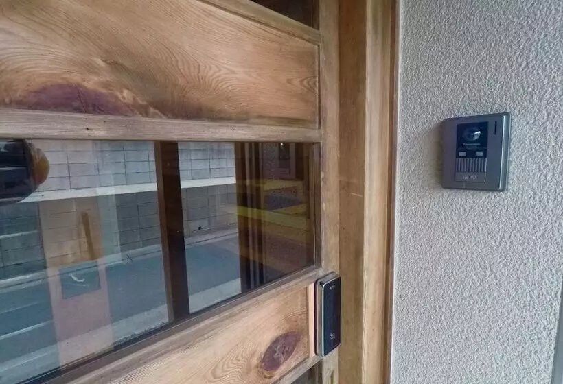 Majatalo Narita Sando Guesthouse