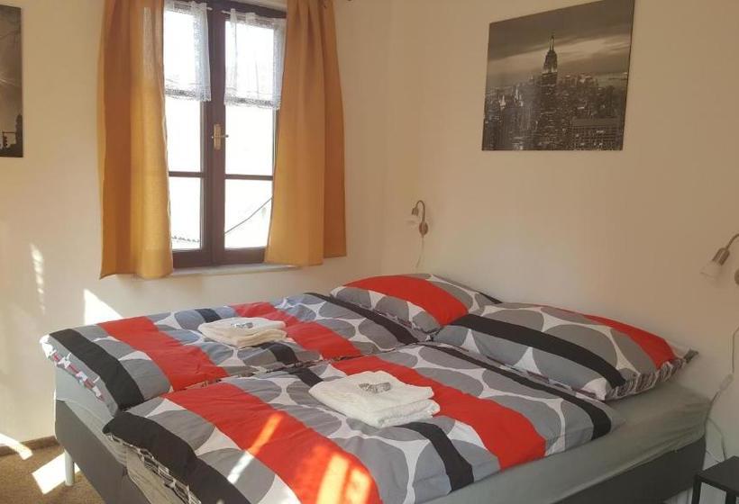 פנסיון Penzion Dragoun