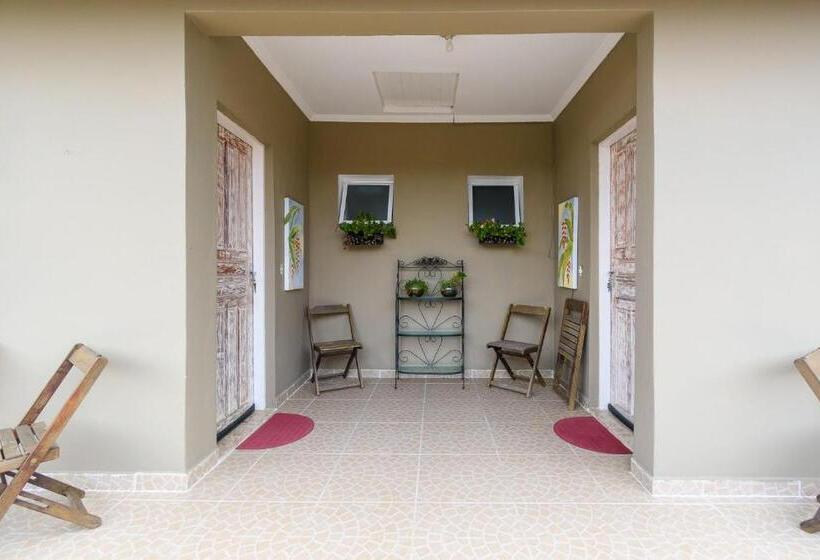 膳宿费 Pousada Movimentai