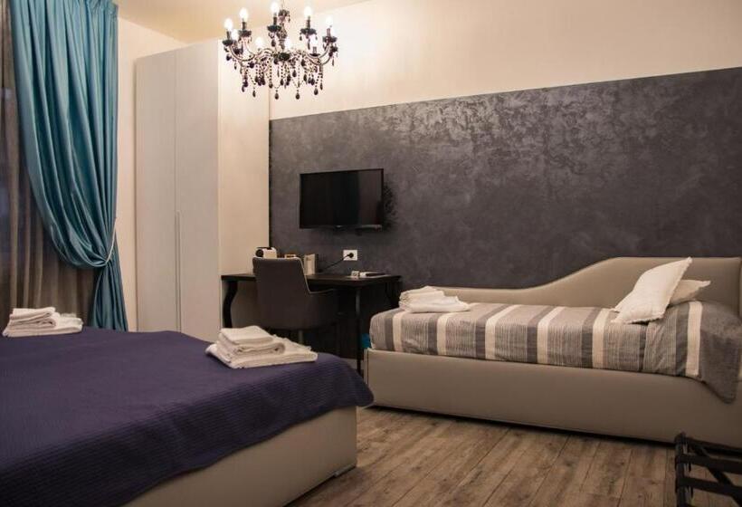 پانسیون Double A Guest House