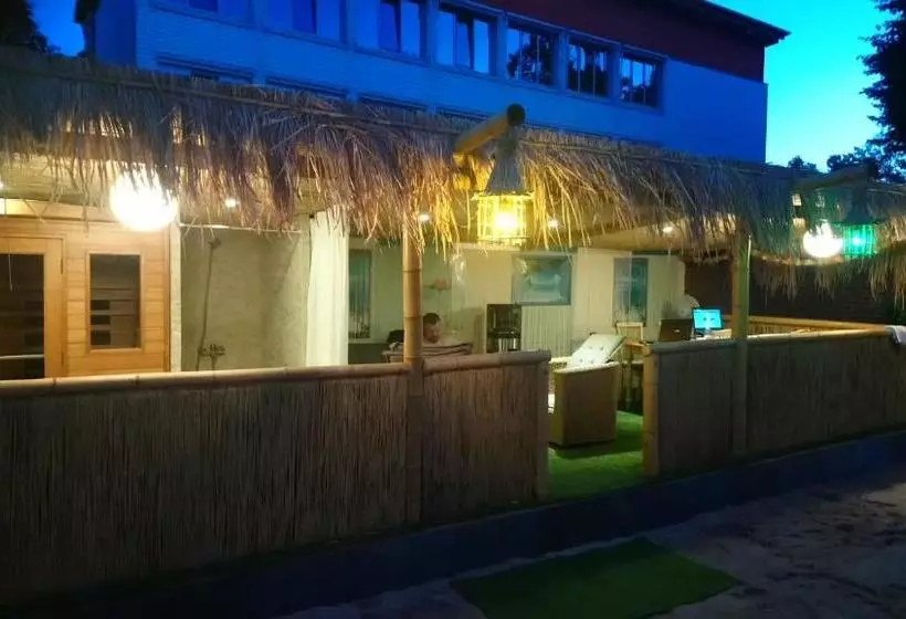 ベッドアンドブレックファースト Bed Und Breakfast Die Perle Von Gronau