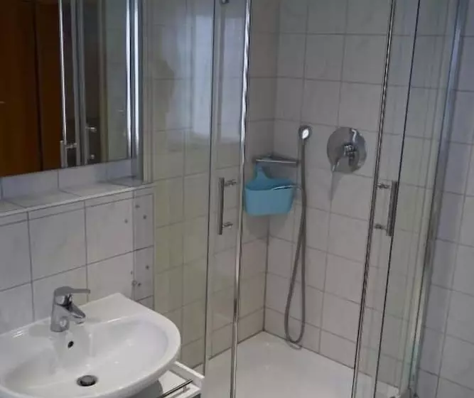 Kapselihotelli Auszeit Im Euro Rastpark Guxhagen