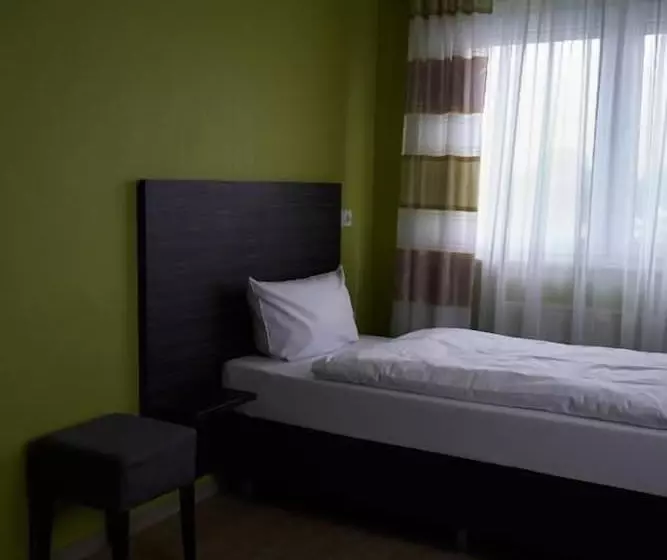 Kapselihotelli Auszeit Im Euro Rastpark Guxhagen