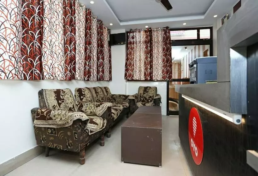 Oyo 11623 Hotel Shiva Palace