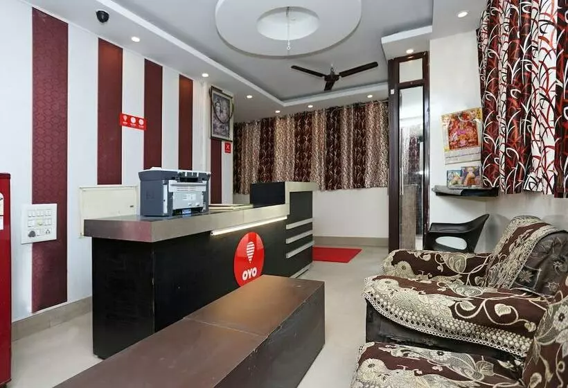 Oyo 11623 Hotel Shiva Palace