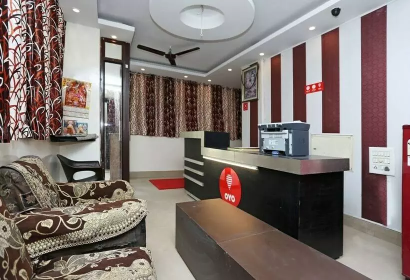 Oyo 11623 Hotel Shiva Palace