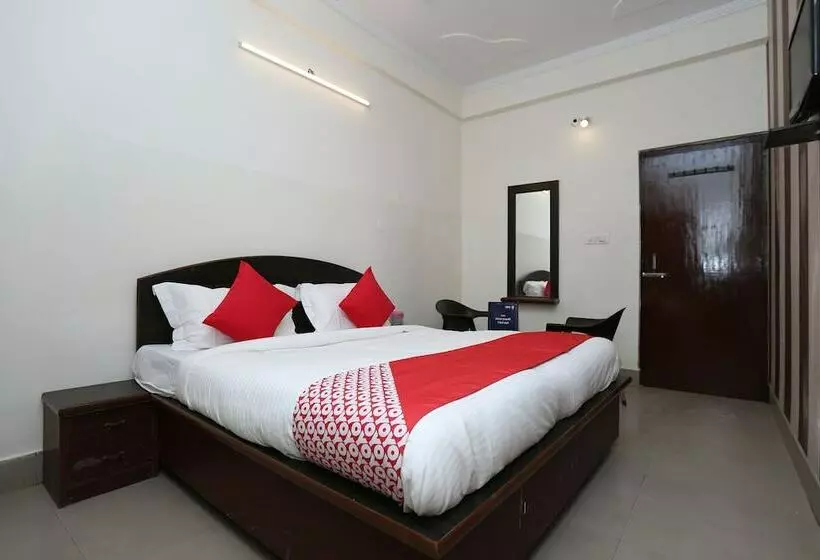 Oyo 11623 Hotel Shiva Palace