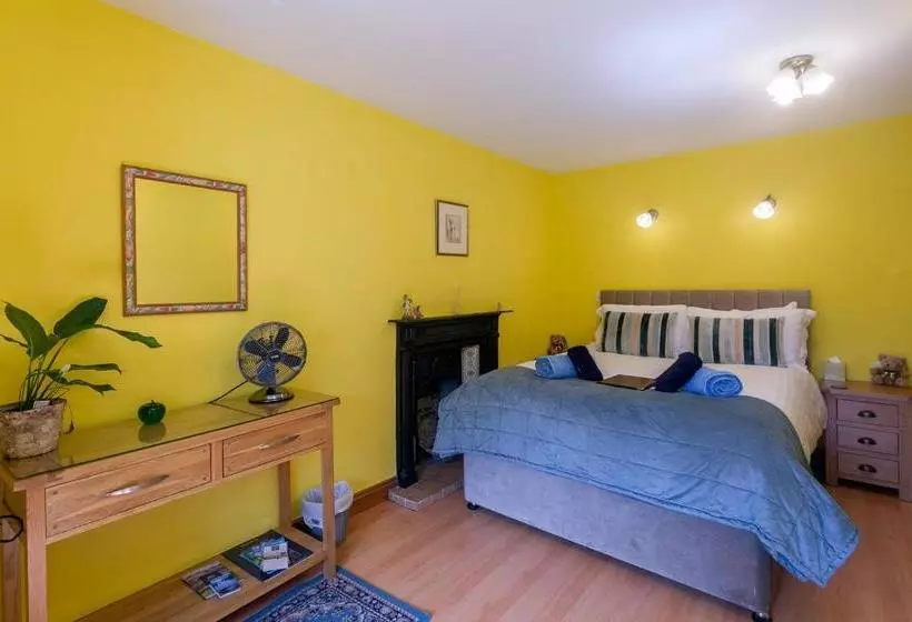 Appletrees B&b