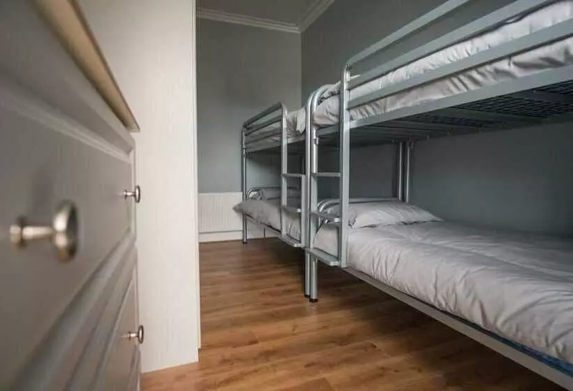 Derry Hostel & Guest House
