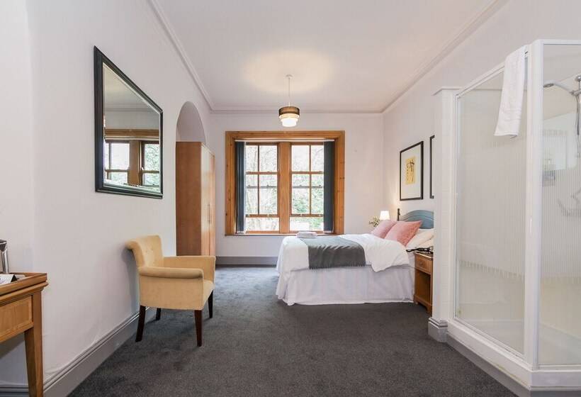 فندق Townhouse No 12