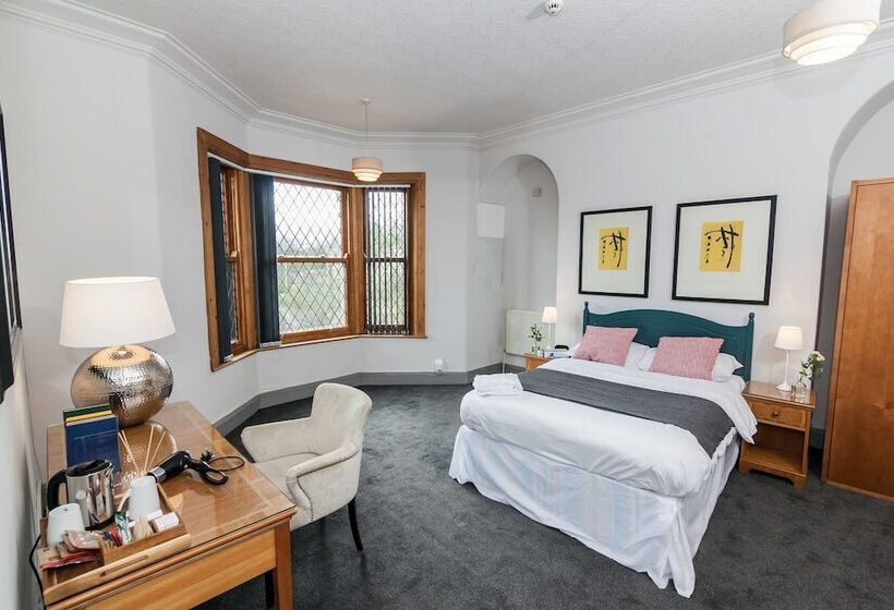 فندق Townhouse No 12