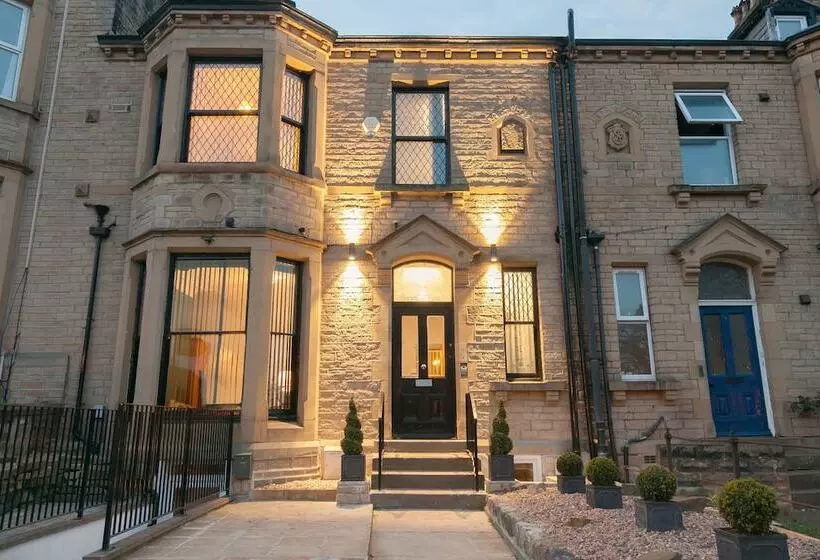 ホテル Townhouse No 12