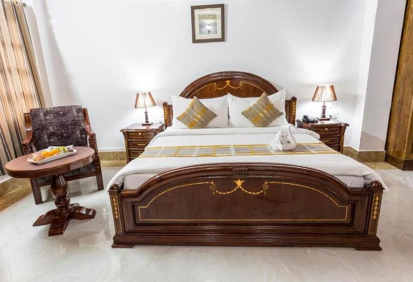 منتجع Zone Niathu Dimapur By The Park