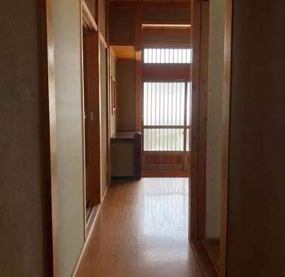 پانسیون Guesthouse Takayama Hanzansha