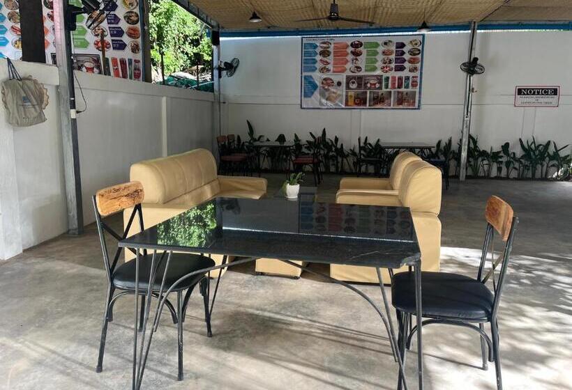 پانسیون Por Chey