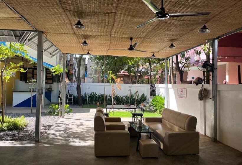 پانسیون Por Chey