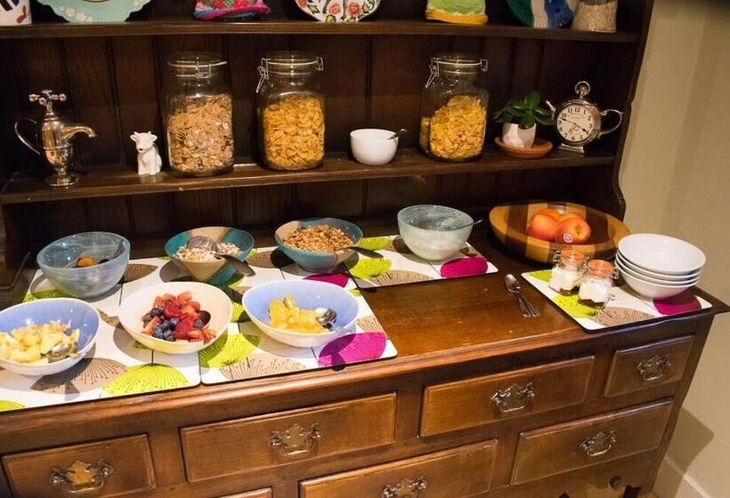 ベッドアンドブレックファースト Low Mill Guesthouse