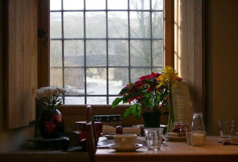 ベッドアンドブレックファースト Low Mill Guesthouse