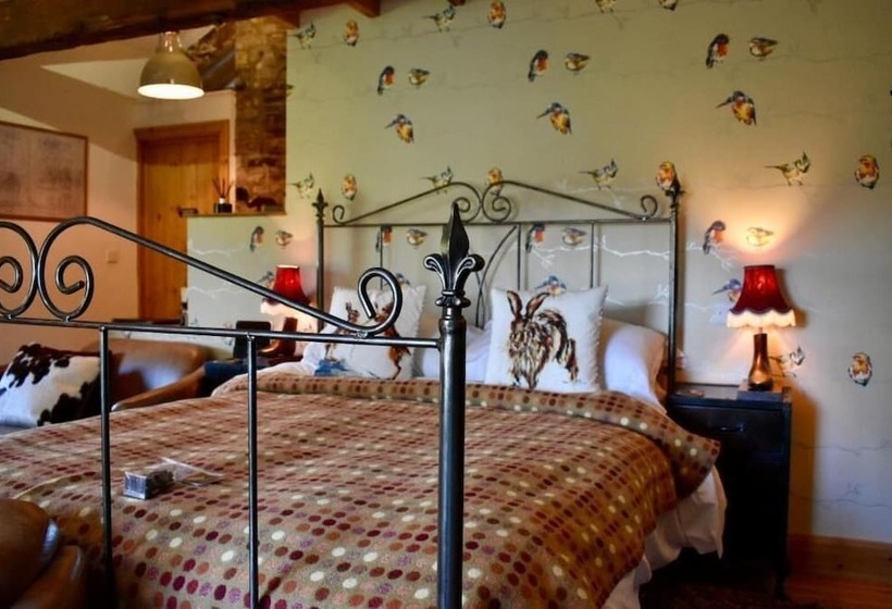 ベッドアンドブレックファースト Low Mill Guesthouse