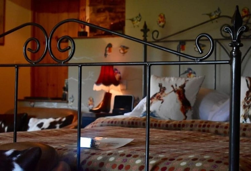 ベッドアンドブレックファースト Low Mill Guesthouse