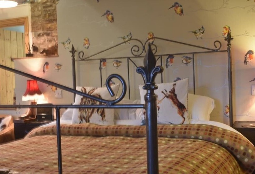 ベッドアンドブレックファースト Low Mill Guesthouse