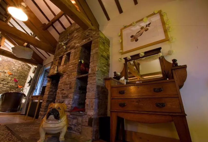 Aamiaismajoitus (B&B) Low Mill Guesthouse