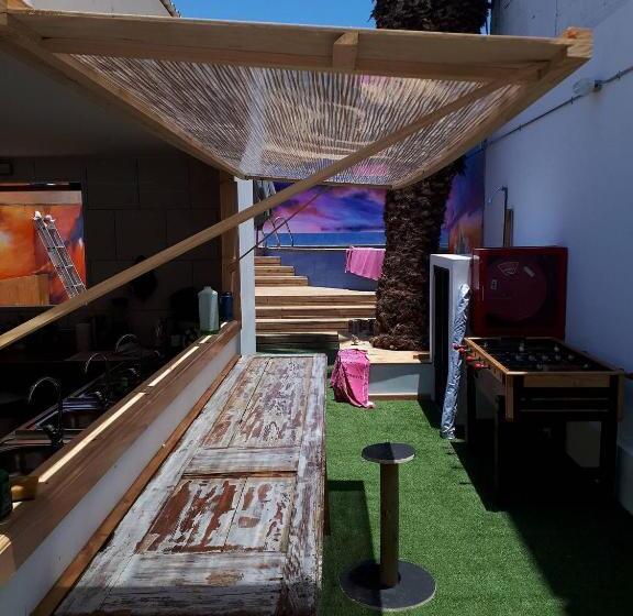 פנסיון Aotea Hostel Iquique