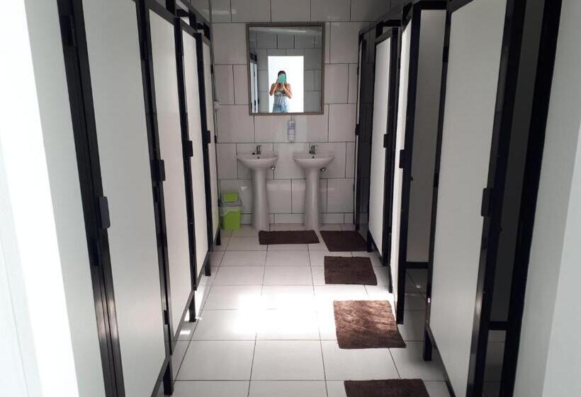 פנסיון Aotea Hostel Iquique